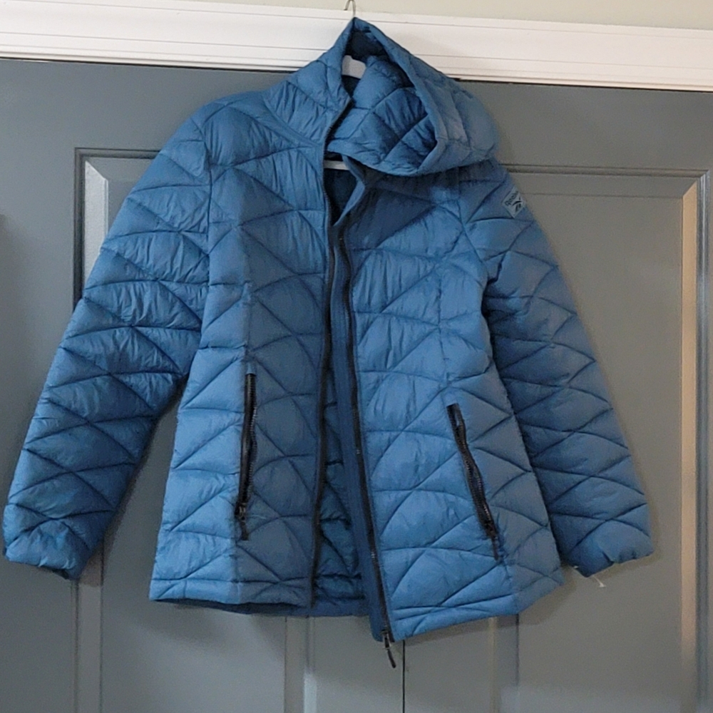 Reebok Winter Puffer jacket green blue color size large new